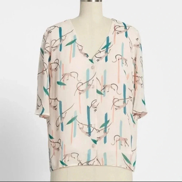 Emily and Fin ModCloth Monkey Around Town Blouse Size Large - Picture 1 of 11